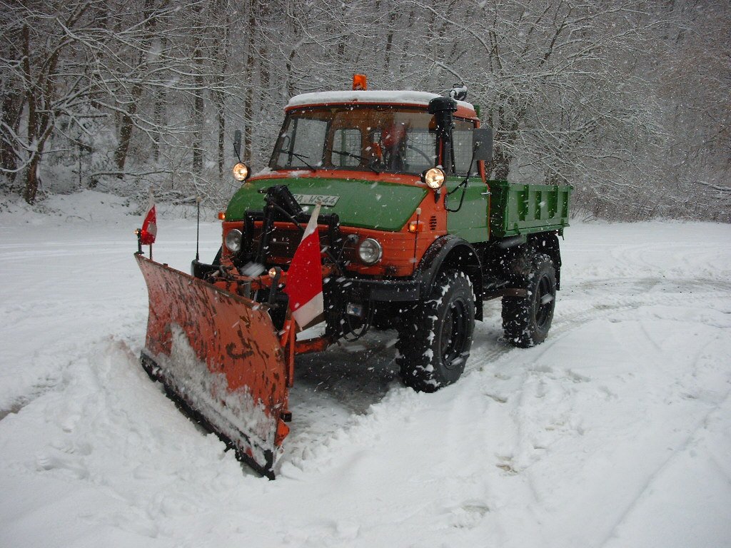 U 406 mit Fronthäcksler