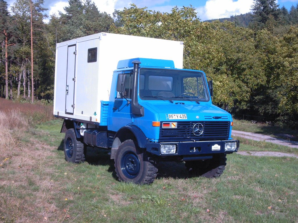 U1300L ex BW, mit Wohnkoffer als Zugfahrzeug für unseren Pferdeanhänger echt unschlagbar