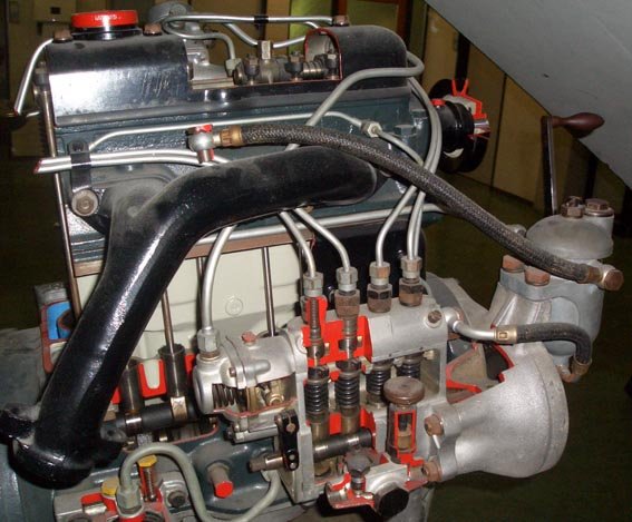 Motor von rechts