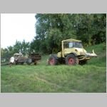 UK60 Nr.73 beim Bergen eines Traktors mit Hänger